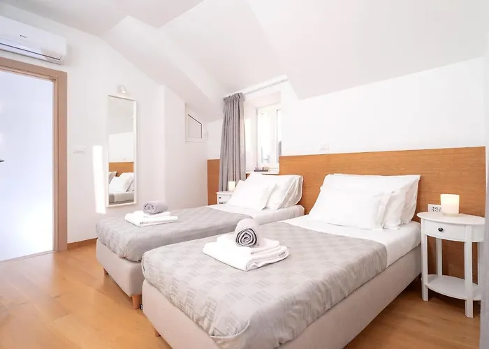 Moscatello Villa *